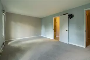 221 Woodbridge Ct, Ross Twp, PA 15237 - Photo 15