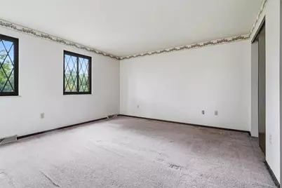 1648 Queens Dr, South Park, PA 15129 - Photo 33