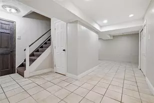 1648 Queens Dr, South Park, PA 15129 - Photo 35
