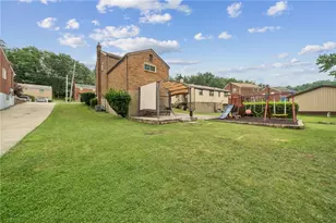4755 Woodhill Dr, Munhall, PA 15120 - Photo 33