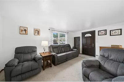 4755 Woodhill Dr, Munhall, PA 15120 - Photo 3