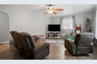 1090-1094 N Darby Rd, Hermitage, PA 16148 - Photo 13