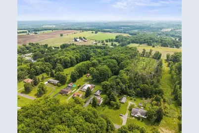 1090-1094 N Darby Rd, Hermitage, PA 16148 - Photo 9
