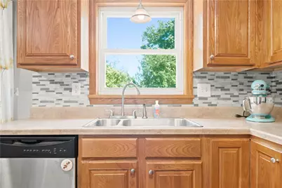 1100 Raven Dr, Scott Township, PA 15243 - Photo 11