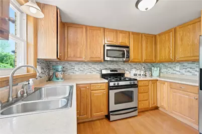 1100 Raven Dr, Scott Township, PA 15243 - Photo 11