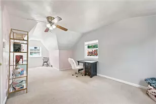 1100 Raven Dr, Scott Township, PA 15243 - Photo 19