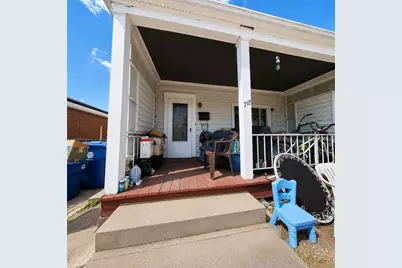 718 Bennett St, McKeesport, PA 15132 - Photo 1