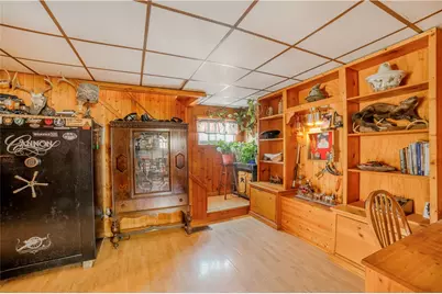 27 Locust St, Pine Township-Hellwood, PA 15710 - Photo 5