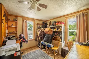 27 Locust St, Pine Township-Hellwood, PA 15710 - Photo 15