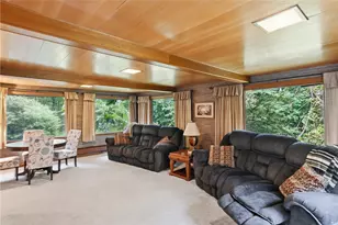 401 Robertson Rd, Hermitage, PA 16148 - Photo 7