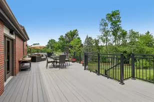 218 Grandview Dr N, Pittsburgh, PA 15215 - Photo 37