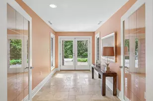218 Grandview Dr N, Pittsburgh, PA 15215 - Photo 3