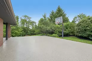 218 Grandview Dr N, Pittsburgh, PA 15215 - Photo 39