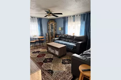 423 Penncraft 04 Cir, Luzerne Township, PA 15433 - Photo 5