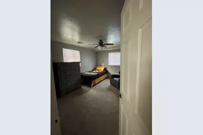 320 Glencoe Dr, West Mifflin, PA 15122 - Photo 13