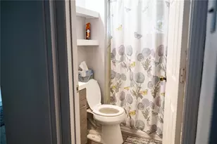 320 Glencoe Dr, West Mifflin, PA 15122 - Photo 25