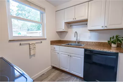1156 Cox Place, Pittsburgh, PA 15207 - Photo 7