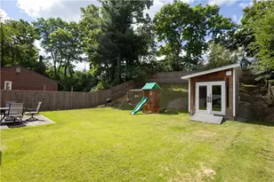 1156 Cox Pl, Pittsburgh, PA 15207 - Photo 5