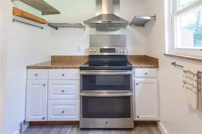 1156 Cox Place, Pittsburgh, PA 15207 - Photo 9
