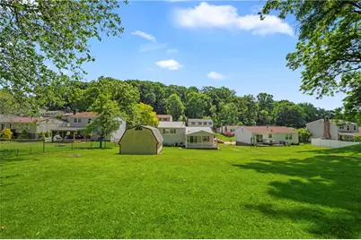 365 Fruitwood Dr, Bethel Park, PA 15102 - Photo 33