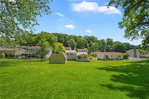 365 Fruitwood Dr, Bethel Park, PA 15102 - Photo 33