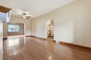 4218 Winterburn Ave, Pittsburgh, PA 15207 - Photo 7