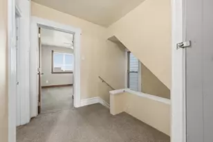 4218 Winterburn Ave, Pittsburgh, PA 15207 - Photo 17