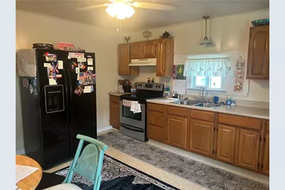 228 Union St, Dunbar Township, PA 15430 - Photo 9