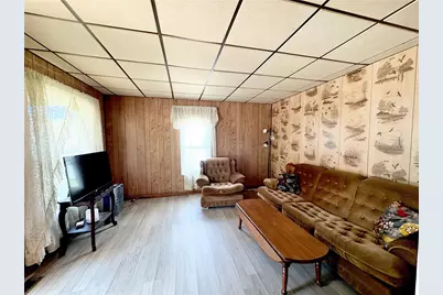 437 Liberty St, Harmony Boro, PA 16037 - Photo 23