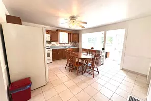 437 Liberty St, Harmony Boro, PA 16037 - Photo 13