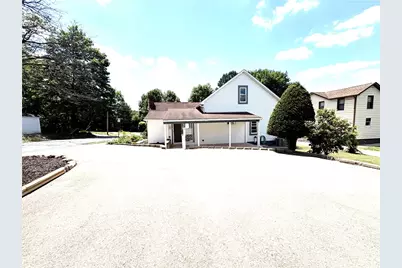 437 Liberty St, Harmony Boro, PA 16037 - Photo 9
