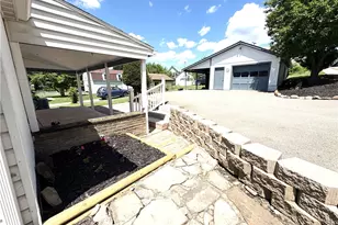 437 Liberty St, Harmony Boro, PA 16037 - Photo 5