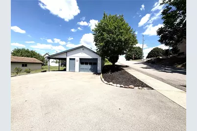 437 Liberty St, Harmony Boro, PA 16037 - Photo 7