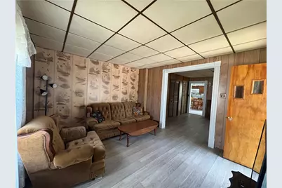 437 Liberty St, Harmony Boro, PA 16037 - Photo 25