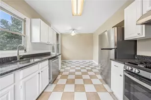 1900 Wightman St, Pittsburgh, PA 15217 - Photo 37