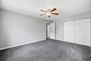 515 Cresthaven Dr, Pittsburgh, PA 15239 - Photo 31