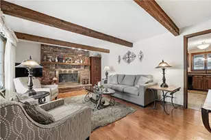 17 Grant Cir, South Fayette, PA 15057 - Photo 9