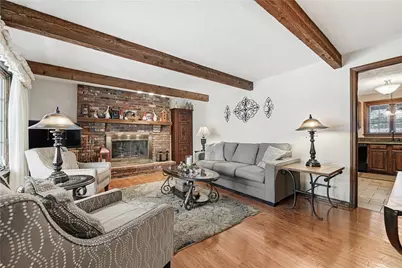 17 Grant Cir, South Fayette, PA 15057 - Photo 9