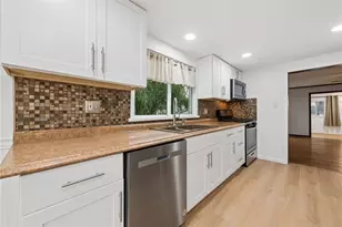 109 Jefferson St, Midway, PA 15060 - Photo 11