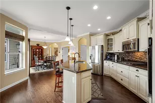 209 Hill Pl Dr, North Fayette, PA 15057 - Photo 9