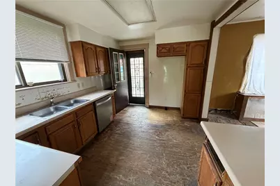 2618 Perrysville Ave, Pittsburgh, PA 15214 - Photo 11
