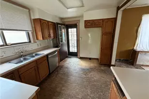 2618 Perrysville Ave, Pittsburgh, PA 15214 - Photo 11