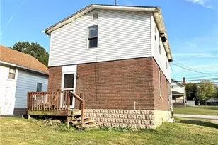 1761 Eastbrook Rd, Hickory Township, PA 16101 - Photo 9