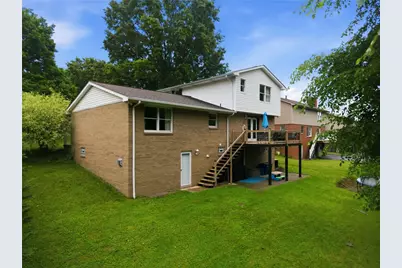 4067 Briarwood Dr, Jeannette, PA 15644 - Photo 33