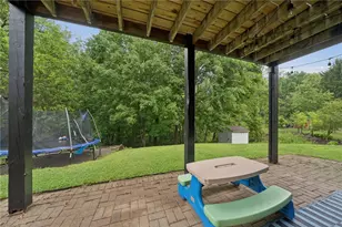 4067 Briarwood Dr, Jeannette, PA 15644 - Photo 27