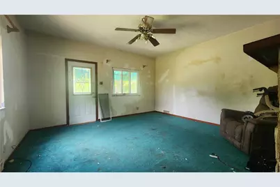2404 Easler St, McKeesport, PA 15132 - Photo 11