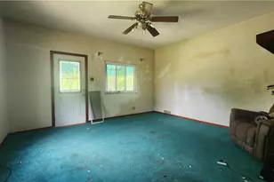 2404 Easler St, McKeesport, PA 15132 - Photo 11