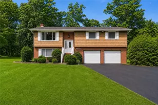 135 Carol Dr, Saxonburg Boro, PA 16056 - Photo 1