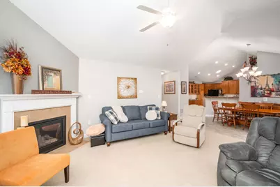 1031 Silver Oak Dr, Connoquenessing Township, PA 16053 - Photo 5