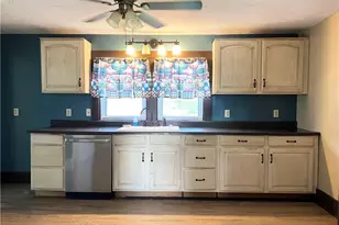 864 8th St, West Leechburg, PA 15656 - Photo 3